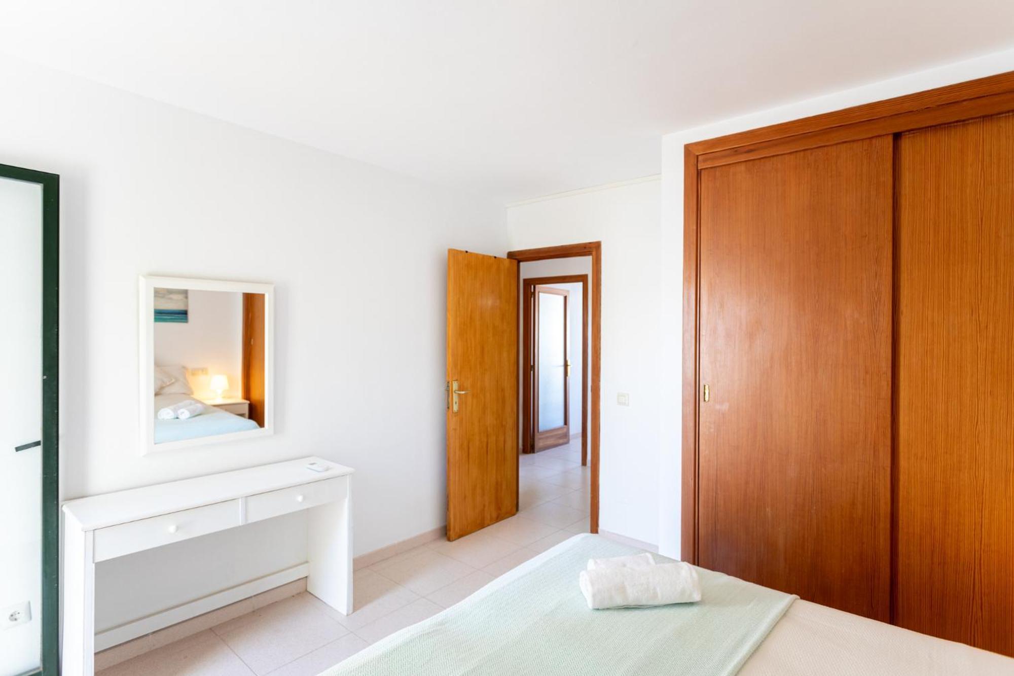 Apartamentos Es Dolc Colonia de Sant Jordi Bagian luar foto